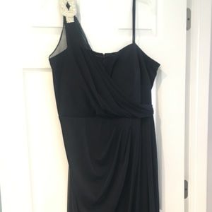 Xscape Woman Navy one shoulder dress. 18.